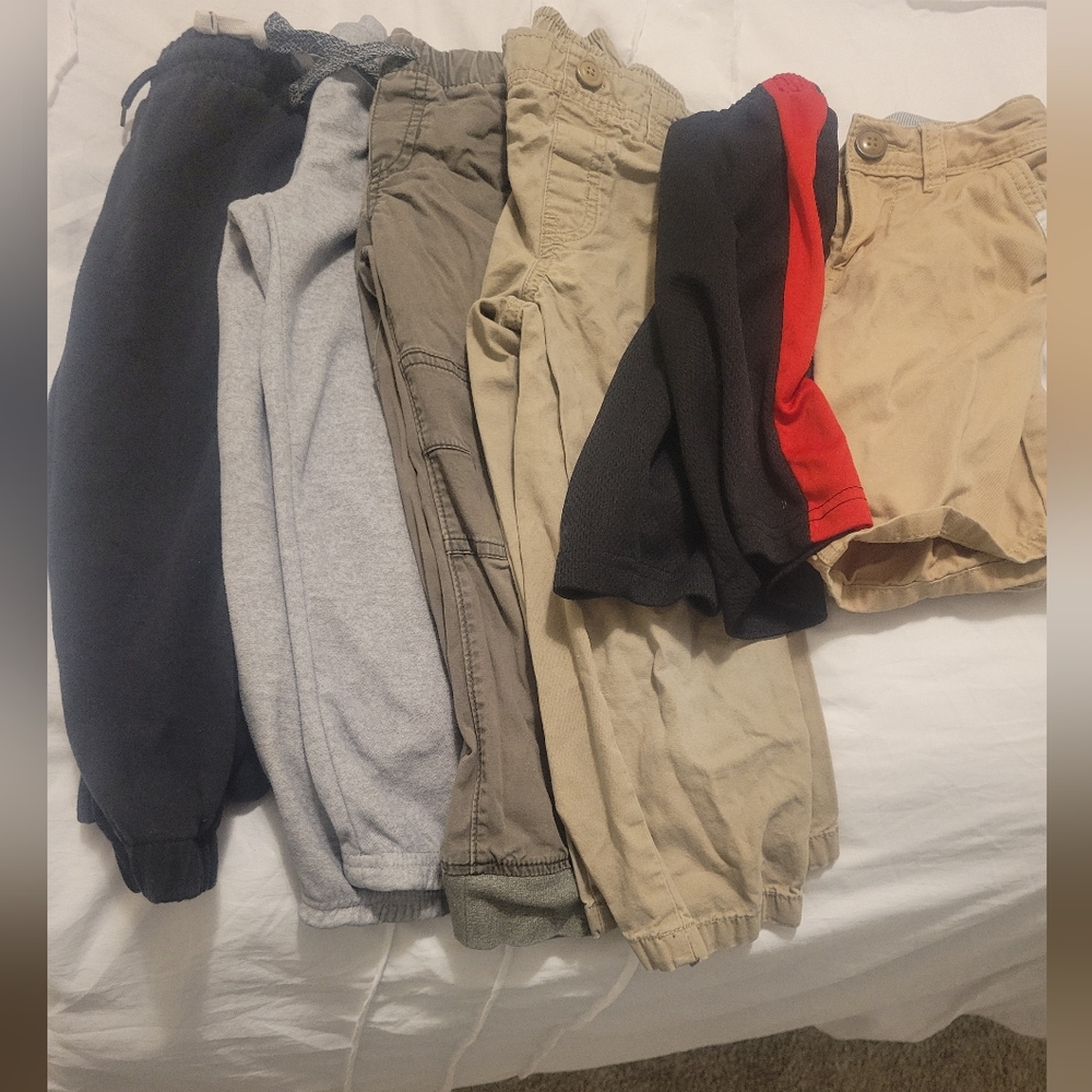 Boys 4T pants and shorts bundle